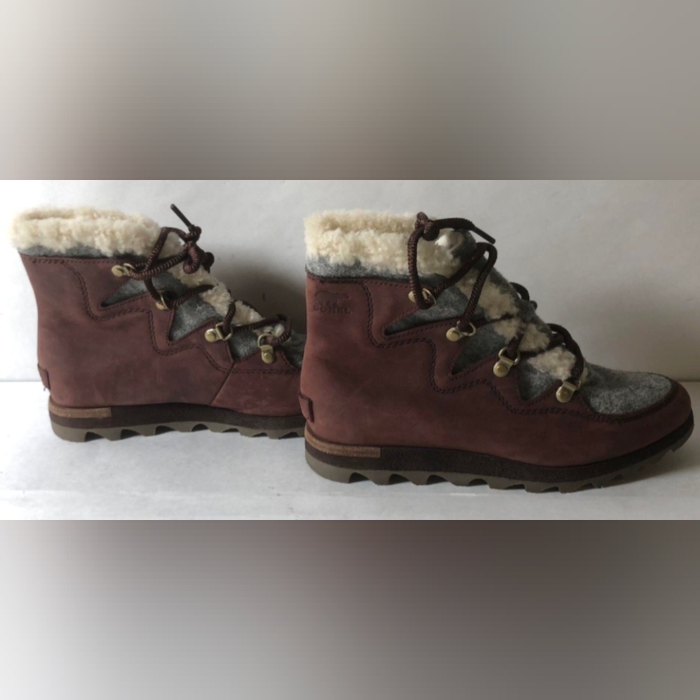 Sorel Sneakchic Suede Alpine Booties Size 9 NWOT MSRP $180 - Picture 6 of 10
